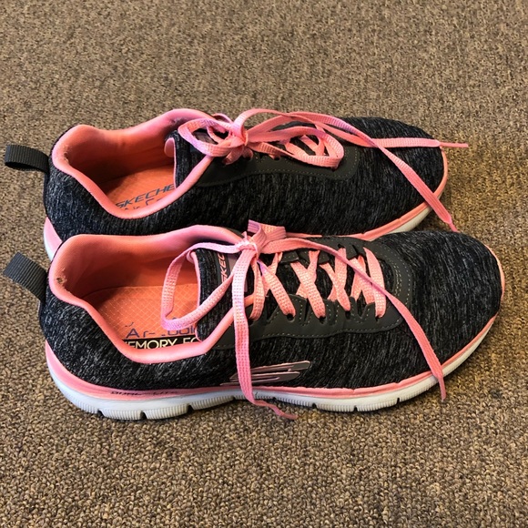 Skechers Air Cooled Memory Foam Air cooled Comfort walking Sneakers size 8 shoes - Picture 3 of 9